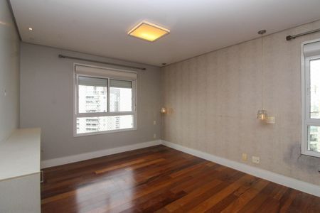Apartamento à venda com 223m², 5 quartos e 4 vagasSuíte 4