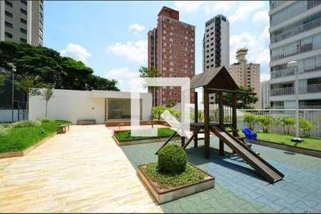 Apartamento à venda com 115m², 2 quartos e 2 vagas Apartamento à venda com 115m², 2 quartos e 2 vagasÁrea comum - Playground