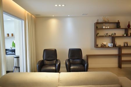 Apartamento à venda com 115m², 2 quartos e 2 vagasSala