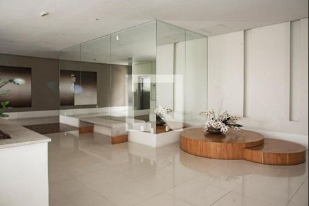 Apartamento à venda com 115m², 2 quartos e 2 vagas Apartamento à venda com 115m², 2 quartos e 2 vagasHall