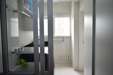 Apartamento à venda com 115m², 2 quartos e 2 vagasÁrea de Serviço