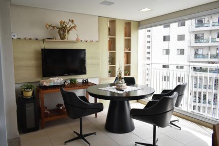 Sacada de apartamento à venda com 2 quartos, 115m² em Chácara Inglesa, São Paulo