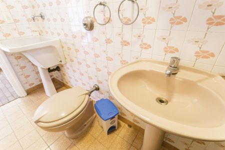 Casa à venda com 500m², 4 quartos e 4 vagas Casa à venda com 500m², 4 quartos e 4 vagasAnexo