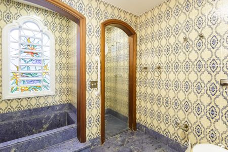 Casa à venda com 500m², 4 quartos e 4 vagas Casa à venda com 500m², 4 quartos e 4 vagasBanheiro Social