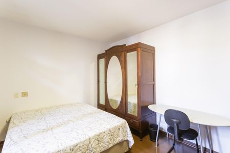Casa à venda com 500m², 4 quartos e 4 vagas Casa à venda com 500m², 4 quartos e 4 vagasSuíte 1