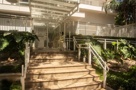 Apartamento à venda com 115m², 2 quartos e 2 vagasFrente