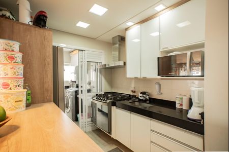 Apartamento à venda com 115m², 2 quartos e 2 vagasCozinha