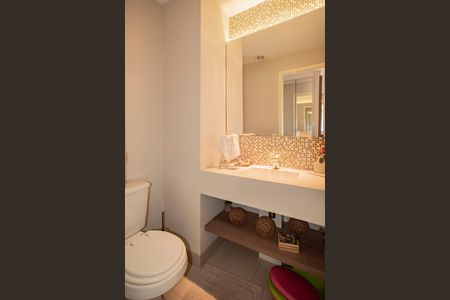 Apartamento à venda com 115m², 2 quartos e 2 vagasLavabo