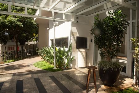 Apartamento à venda com 115m², 2 quartos e 2 vagasHall de entrada