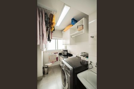 Apartamento à venda com 115m², 2 quartos e 2 vagasÁrea de Serviço