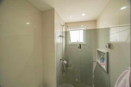 Apartamento à venda com 115m², 2 quartos e 2 vagasBanheiro da Suíte 1