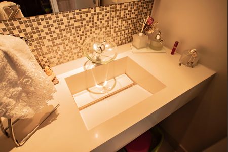 Apartamento à venda com 115m², 2 quartos e 2 vagasLavabo