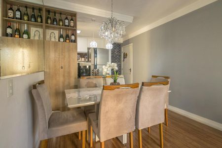Apartamento à venda com 64m², 3 quartos e 1 vagaSala de Jantar