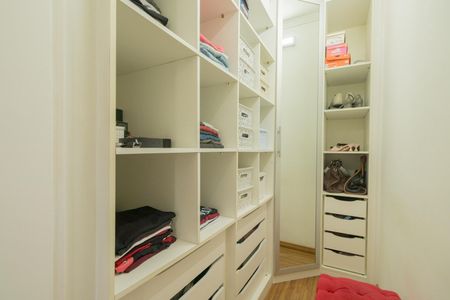 Apartamento à venda com 64m², 3 quartos e 1 vagaCloset da suíte