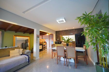 Sala de casa de condomínio para alugar com 2 quartos, 1053m² em Ingleses do Rio Vermelho, Florianópolis