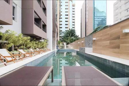 Apartamento para alugar com 24m², 1 quarto e sem vaga Apartamento para alugar com 24m², 1 quarto e sem vagaÁrea comum - Piscina