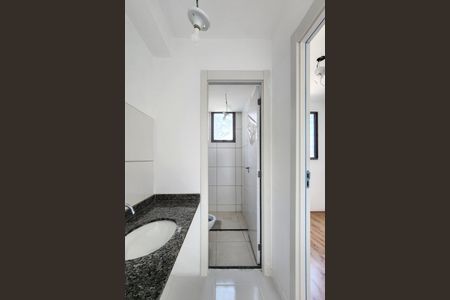 Apartamento à venda com 45m², 2 quartos e sem vaga Apartamento à venda com 45m², 2 quartos e sem vagaBanheiro