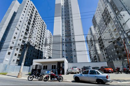 Apartamento para alugar com 45m², 2 quartos e 1 vagaFachada do Condominio 