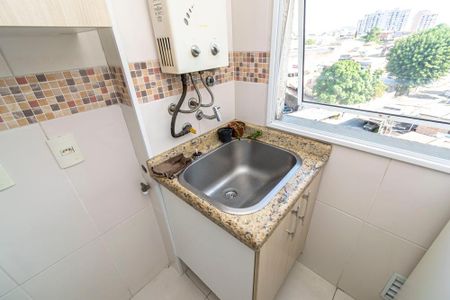 Apartamento para alugar com 65m², 2 quartos e 1 vagaÁrea de Serviço