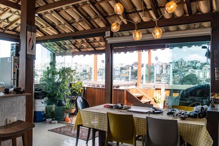 Apartamento para alugar com 130m², 2 quartos e 1 vagaCobertura