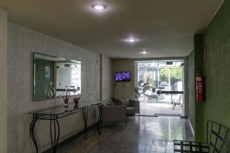 Apartamento para alugar com 130m², 2 quartos e 1 vagaHall de entrada