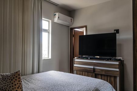 Apartamento para alugar com 130m², 2 quartos e 1 vagaSuíte