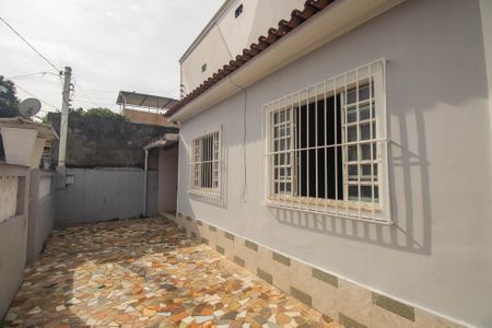 Casa para alugar com 105m², 2 quartos e 8 vagas Casa para alugar com 105m², 2 quartos e 8 vagasQuintal