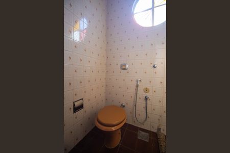 Casa para alugar com 105m², 2 quartos e 8 vagas Casa para alugar com 105m², 2 quartos e 8 vagasBanheiro