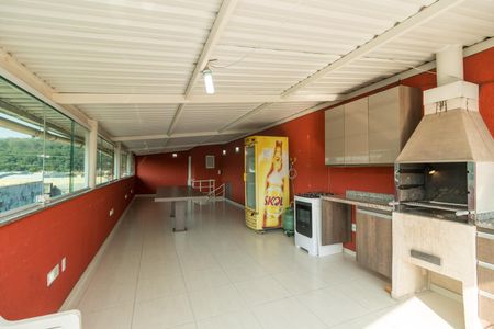 Casa à venda com 350m², 4 quartos e 3 vagas Casa à venda com 350m², 4 quartos e 3 vagasCobertura
