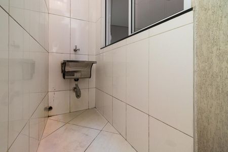 Casa à venda com 350m², 4 quartos e 3 vagas Casa à venda com 350m², 4 quartos e 3 vagasCasa 2 - Área de serviço