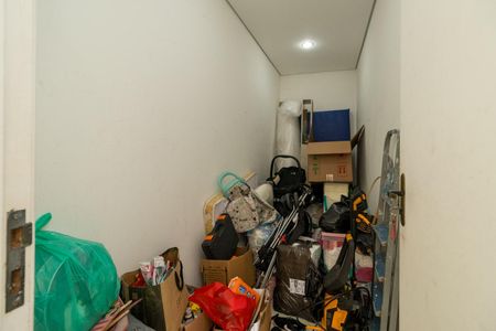 Casa à venda com 350m², 4 quartos e 3 vagas Casa à venda com 350m², 4 quartos e 3 vagasQuarto de serviço