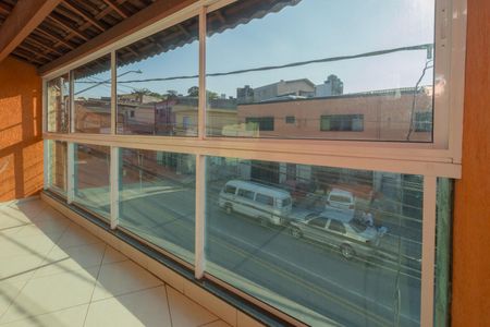 Casa à venda com 350m², 4 quartos e 3 vagas Casa à venda com 350m², 4 quartos e 3 vagasCobertura