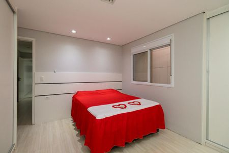 Casa à venda com 350m², 4 quartos e 3 vagas Casa à venda com 350m², 4 quartos e 3 vagasCasa 2 - Quarto
