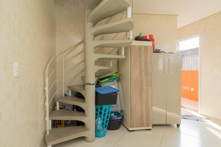 Casa à venda com 350m², 4 quartos e 3 vagas Casa à venda com 350m², 4 quartos e 3 vagasÁrea de serviço