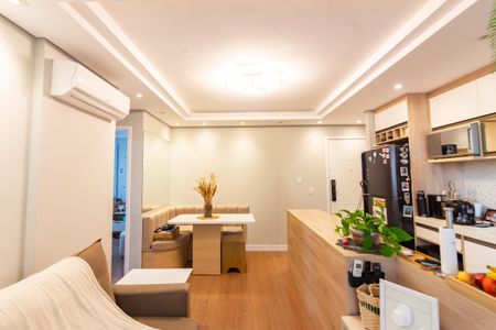 Sala  de apartamento à venda com 2 quartos, 57m² em Vila Osasco, Osasco