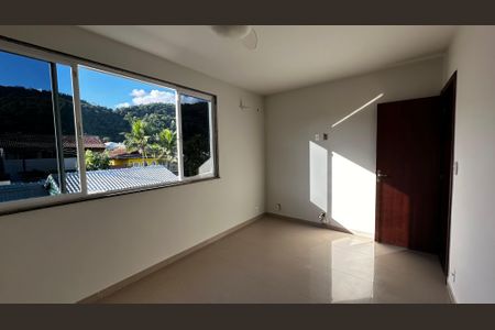 Casa de condomínio à venda com 320m², 5 quartos e 4 vagasSuíte 5
