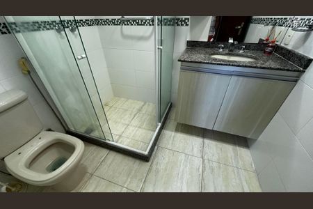 Casa de condomínio à venda com 320m², 5 quartos e 4 vagasBanheiro da Suíte 3