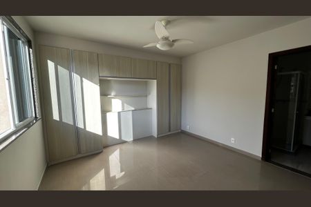 Casa de condomínio à venda com 320m², 5 quartos e 4 vagasSuíte 4