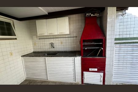 Casa de condomínio à venda com 320m², 5 quartos e 4 vagasChurrasqueira