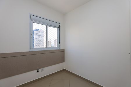 Apartamento à venda com 72m², 3 quartos e 2 vagasQuarto 2