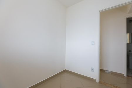 Apartamento à venda com 72m², 3 quartos e 2 vagasQuarto 3