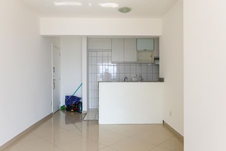 Apartamento à venda com 72m², 3 quartos e 2 vagasSala