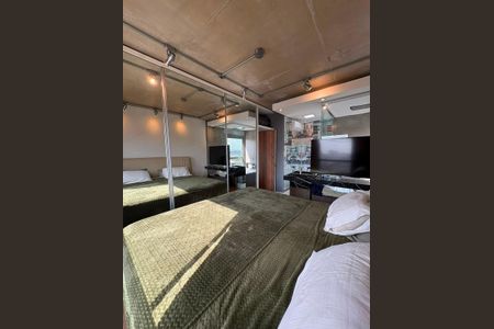 Apartamento à venda com 70m², 2 quartos e 2 vagas Apartamento à venda com 70m², 2 quartos e 2 vagasQuarto