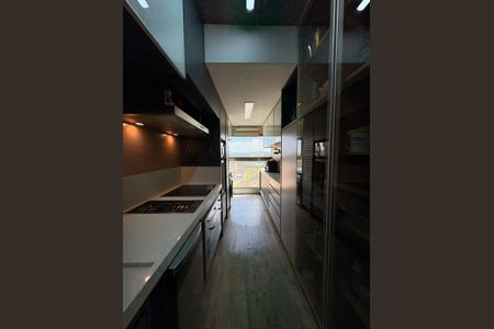 Apartamento à venda com 70m², 2 quartos e 2 vagas Apartamento à venda com 70m², 2 quartos e 2 vagasCozinha