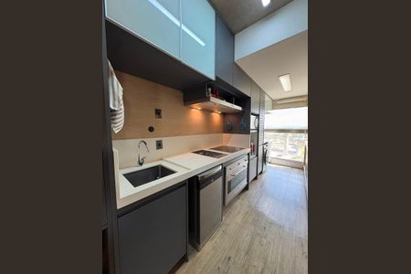 Apartamento à venda com 70m², 2 quartos e 2 vagas Apartamento à venda com 70m², 2 quartos e 2 vagasCozinha