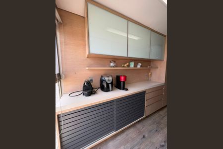 Apartamento à venda com 70m², 2 quartos e 2 vagas Apartamento à venda com 70m², 2 quartos e 2 vagasCozinha