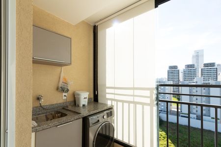 Apartamento para alugar com 40m², 1 quarto e 1 vagaÁrea de serviço / Varanda 