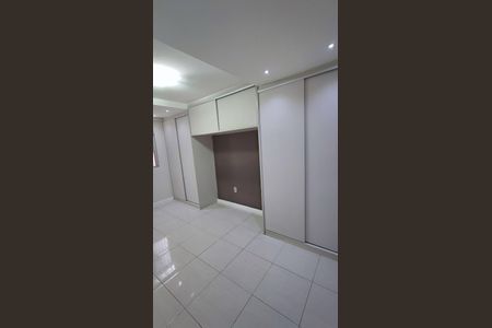 Apartamento para alugar com 70m², 1 quarto e sem vagaQuarto