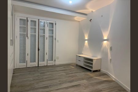 Apartamento para alugar com 200m², 3 quartos e sem vagaQuarto