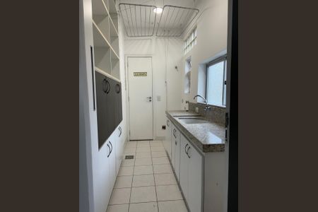 Apartamento para alugar com 200m², 3 quartos e sem vagaCozinha
